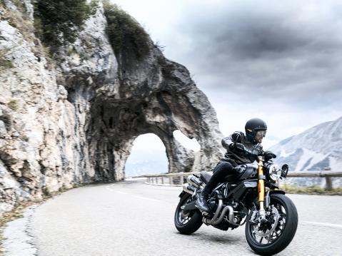 Ducati Scrambler 1100 Sport Pro vuosimallia 2020.