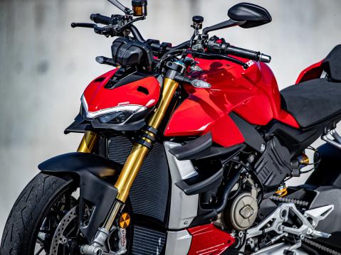 Ducati V4 Streetfighter S 2020.