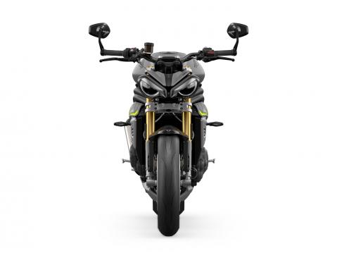 Triumph Speed Triple 1200 RS vuosimallia 2021.