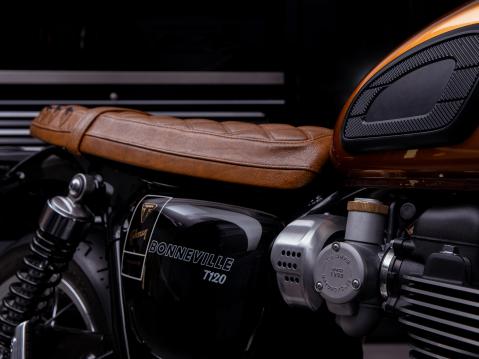 1959 Triumph Bonneville T120 Legends Custom Edition