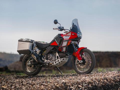 Ducati DesertX Discovery vuosimallia 2025.