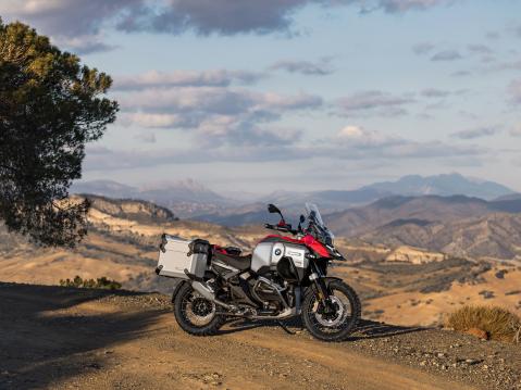 BMW R 1300 GS Adventure vuosimallia 2025.