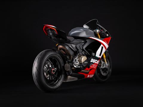 Mallivuoden 2025 Ducati Panigale V2 Superquadro Final Edition.