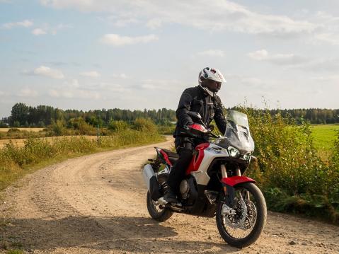 MV Agusta Enduro Veloce 2025.