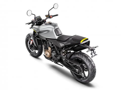 Husqvarna Vitpilen 801 vuosimallia 2025.