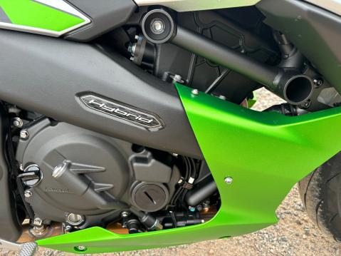 Kawasaki Ninja 7 Hybrid.