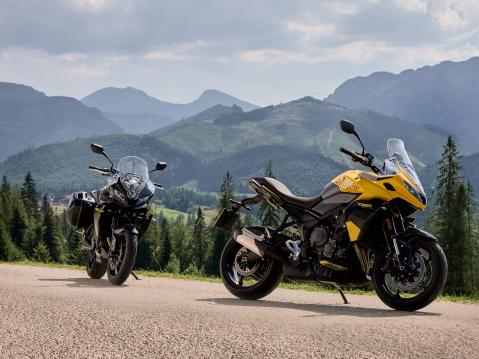 Uusi, vuosimallin 2025 Triumph Tiger Sport 800.