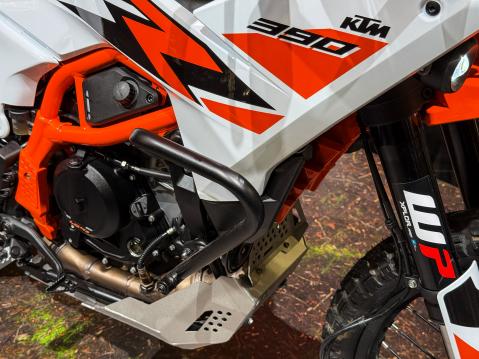 Vuosimallin 2025 KTM 390 Adventure R.