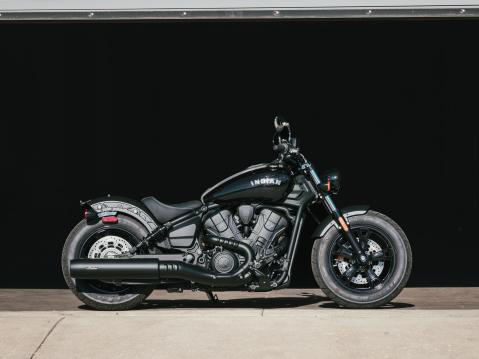 Indian Scout Sixty Bobber Standard.