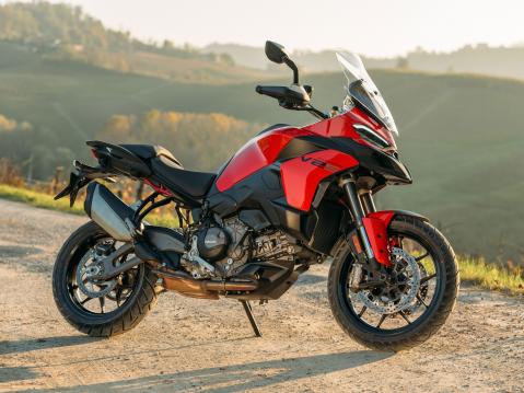 Ducati Multistrada V2 S mallivuodelle 2025.