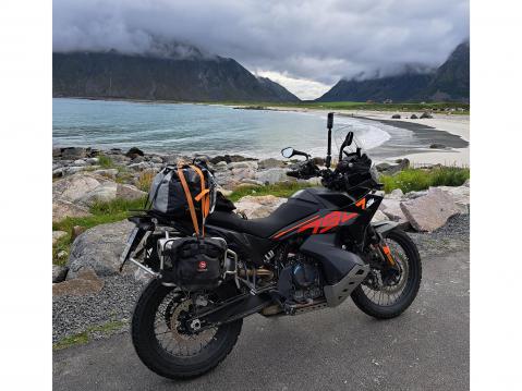 KTM 790 Adventure 2024 Norjassa. Kuva: Jani Heikkila.