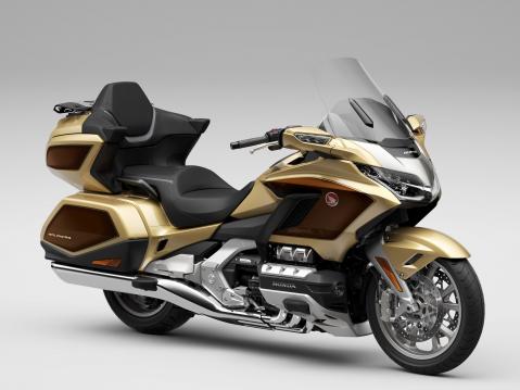 Vuosimallin 2025 Honda GL1800 Gold Wing Tour.