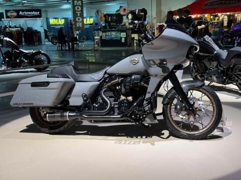 110 Custom H-D Road Clide vm. 2020 Rakentaja: OR-Custom