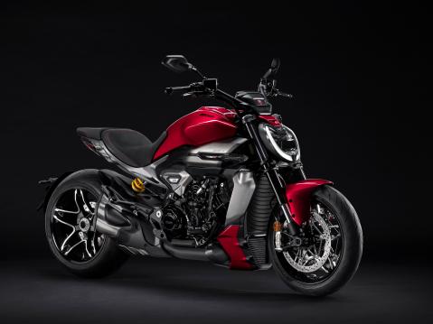 Ducati XDiavel V4.