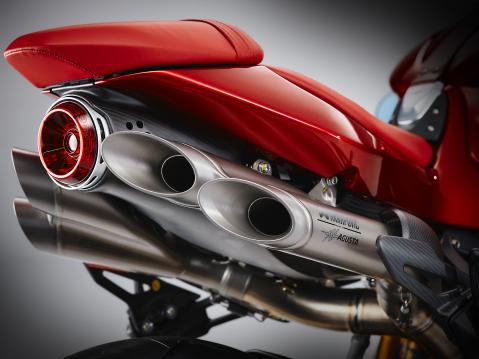 Muotoilupalkinnon saanut MV Agusta Superveloce 1000 Serie Oro.