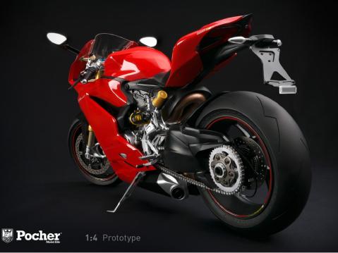 Pienoismallivalmistaja Pocherin Ducati 1299 Panigale S, rakennettu mittasuhteessa 1:4:ään.