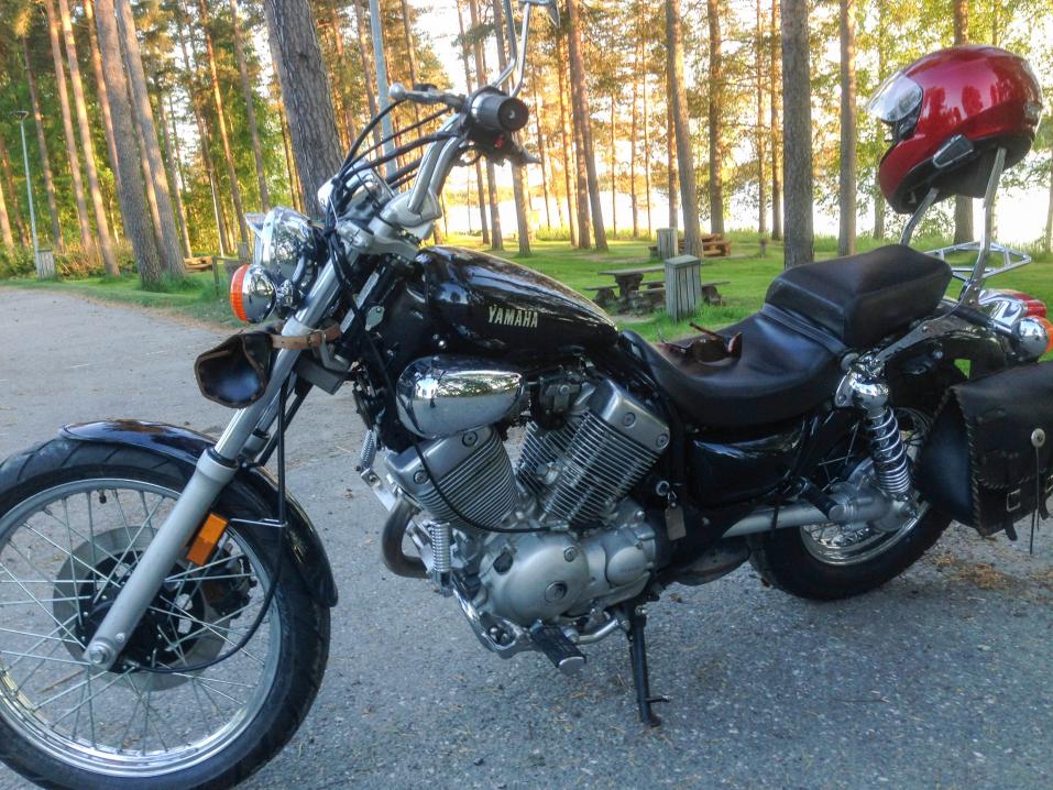 Kirjoittajan vuosimallin 1987 Yamaha Virago XT 535