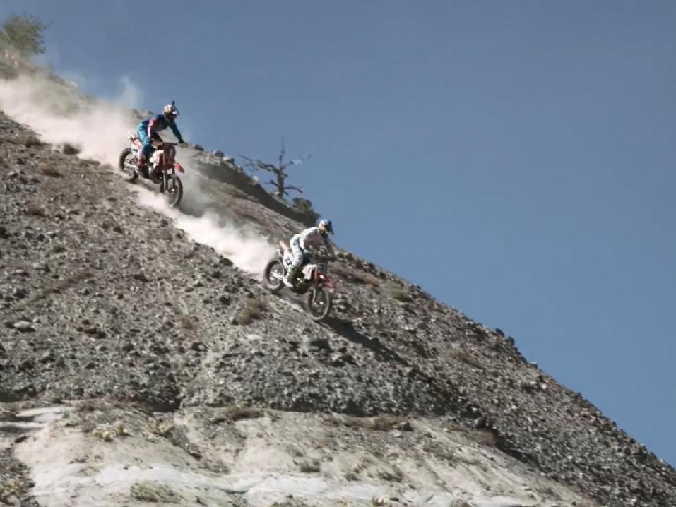 Cody Webb ja Taylor Robert laskettelurinteessä Donner Ski Ranchilla Lake Tahoessa.