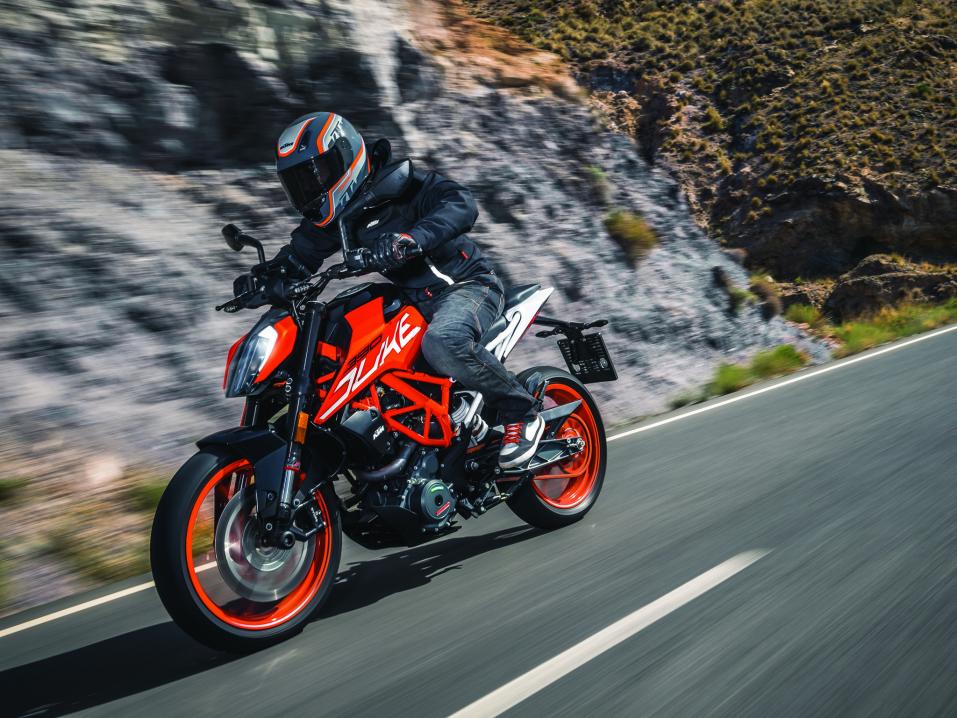 KTM 390 Duke mallia 2017.