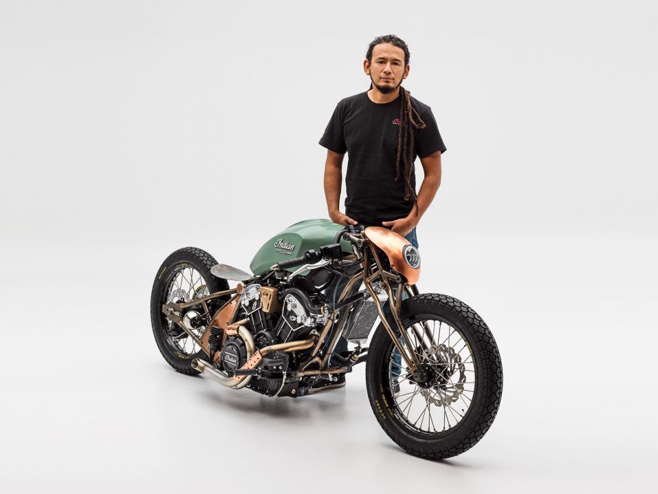 Fred Juarezin rakentama voittanut Scout Bobber-versio.