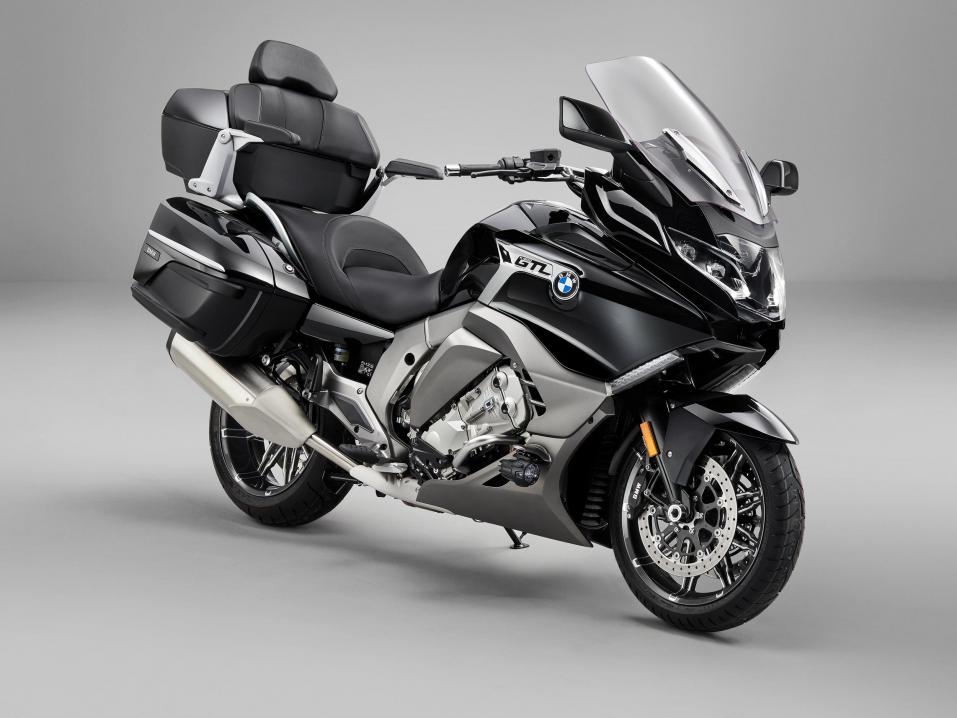 2022 BMW K1600 GTL.