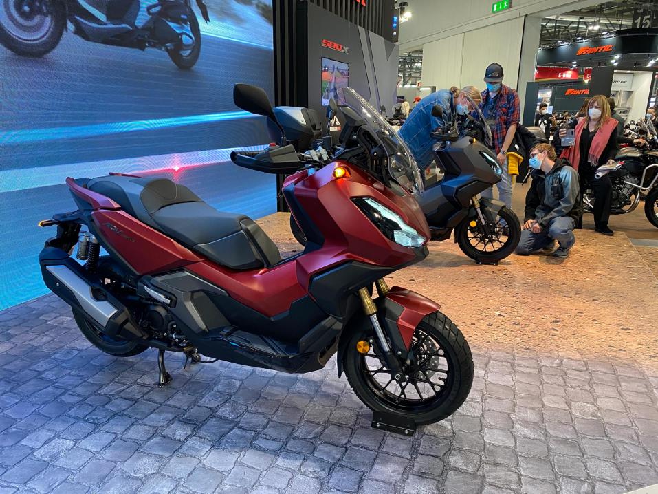 2022 Honda ADV350 Walkaround – Honda's new scooter is ready for