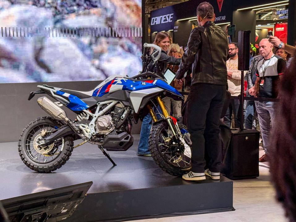 BMW Concept F 450 GS EICMA-messujen avajaispäivänä.