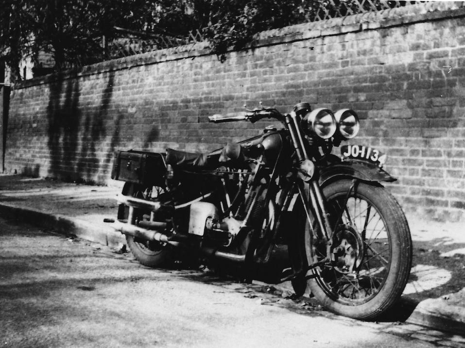 1930 Brough Superior OHV 680 Black Alpine