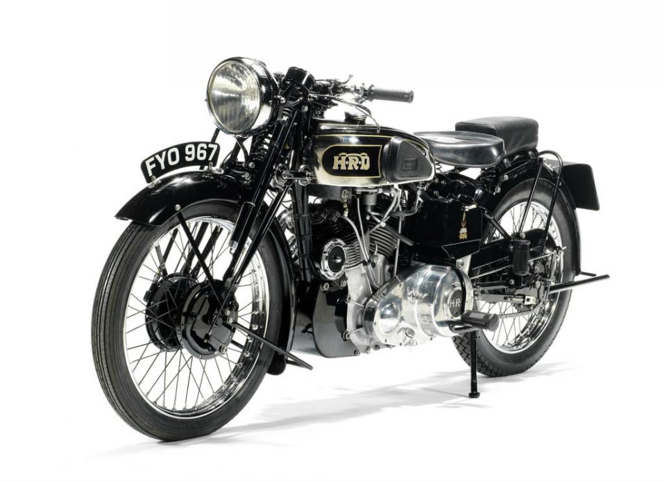 Ennätyspyörä 1939 Vincent HRD Series-A Rapide.