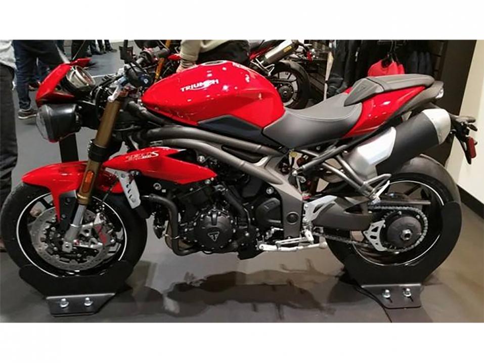 2016 Triumph Speed Triple.