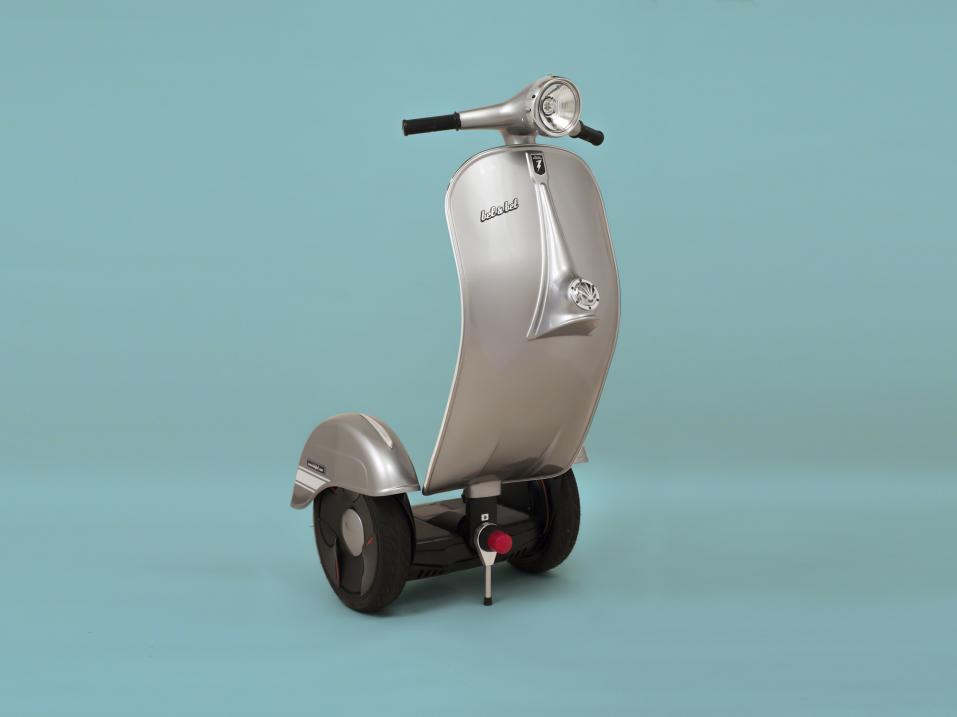 Zero Scooter sähköinen automaattiseti balansoituva henkilökuljetin.